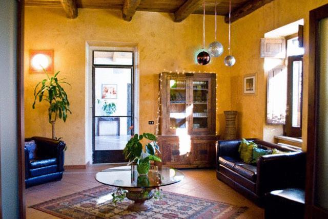 Locanda Dei Cocomeri มอนตัลโตอุฟฟุโก ภายนอก รูปภาพ